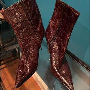 Nine West 7.5 Brown Faux Croc Booties Pre-Owned